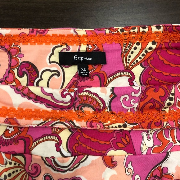 Skirt - Picture 2 of 3